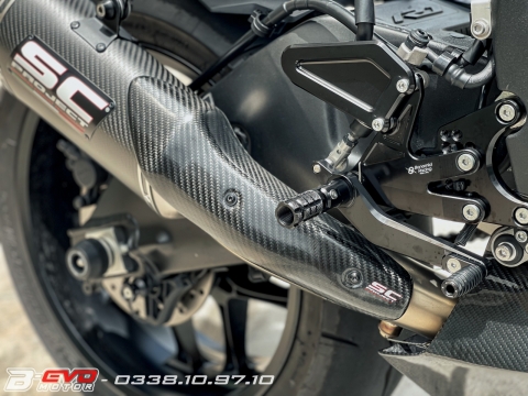 YAMAHA YZF-R1 2021 "CHIẾN BINH BÓNG TỐI" SIÊU CHẤT VỚI DÀN ĐỒ CHẤT CHƠI